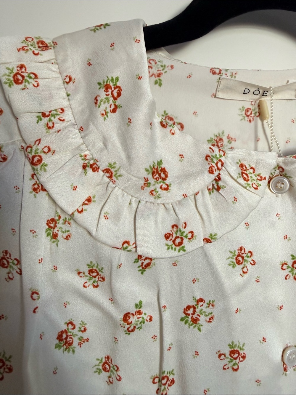 Doen Bel Ruffled Floral Print Silk-Charmeuse Blouse - Picture 4 of 7